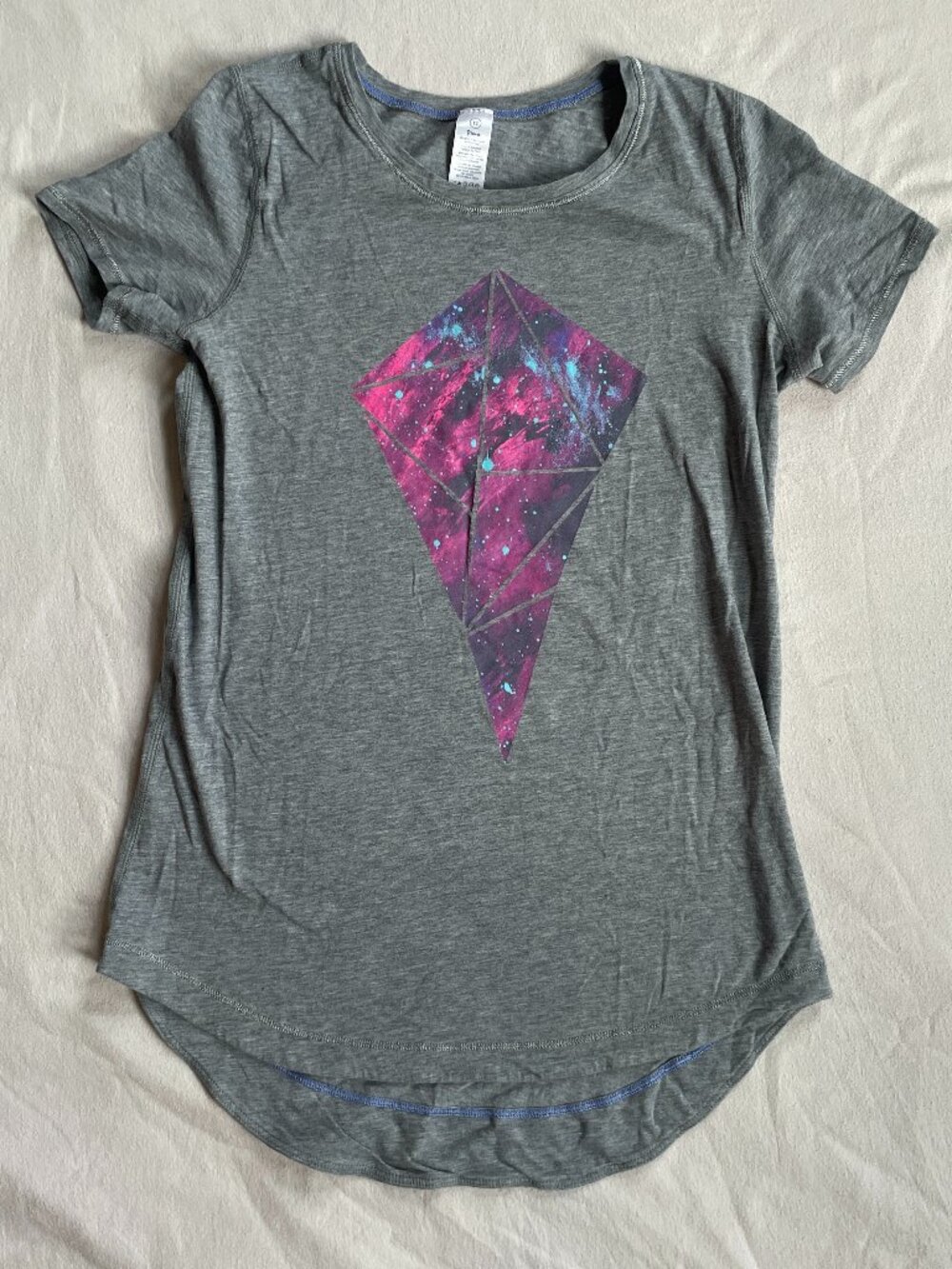 Ivivva Heather Gray Tee with Pink & Blue Geometric Galaxy Graphic Girls 12